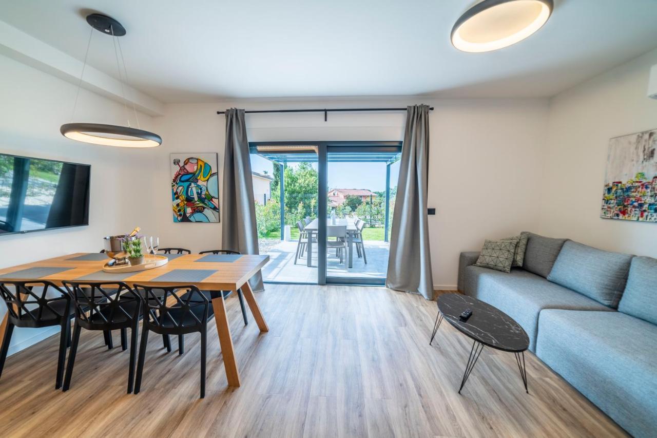 Pinna Residence - Datul プーラ エクステリア 写真